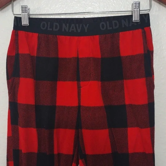 USED OLD NAVY BOYS PAJAMA PANTS COLOR BLACK AND RED PLAID SIZE L (10/12) - Picture 2 of 9